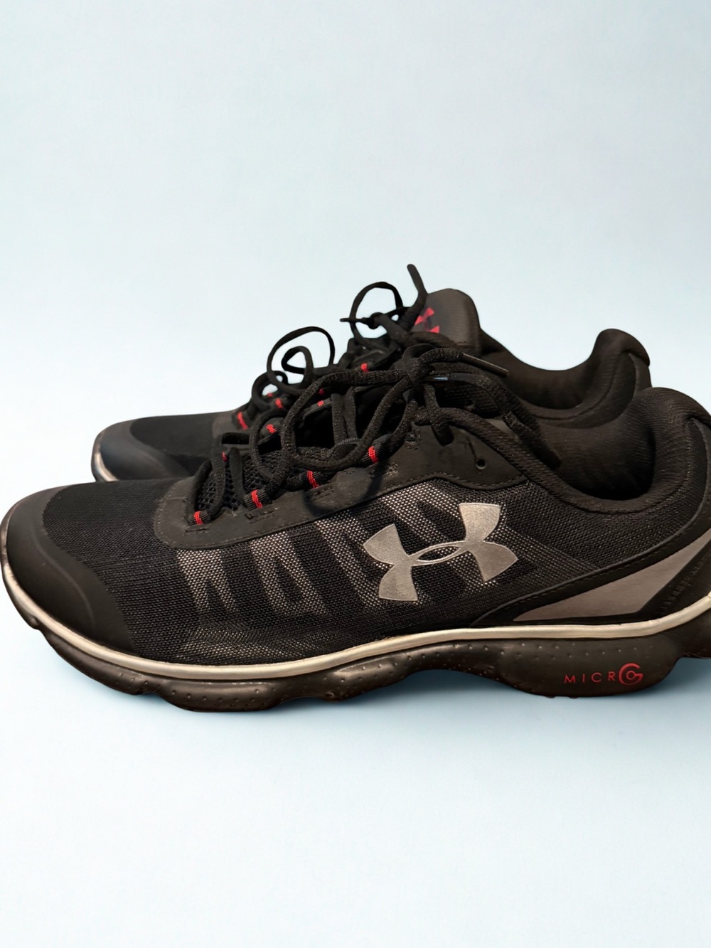 Under Armour Black and Red Men's Athletic Training Sneakers